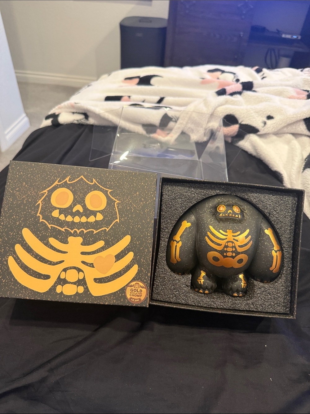 Abominable Toys Black and Gold Skeleton Chomp